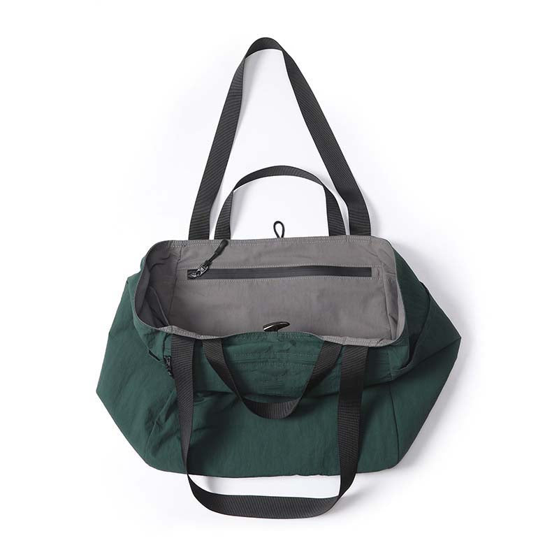 Fashion Travel Bag For Men and Women Light and Large Capacity